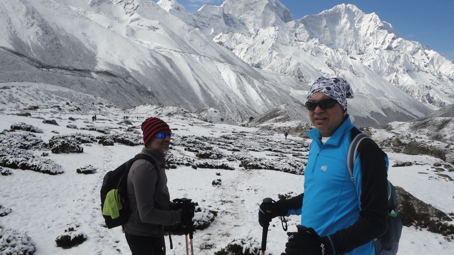 File:Everest Base Camp Trek Nepal.jpg