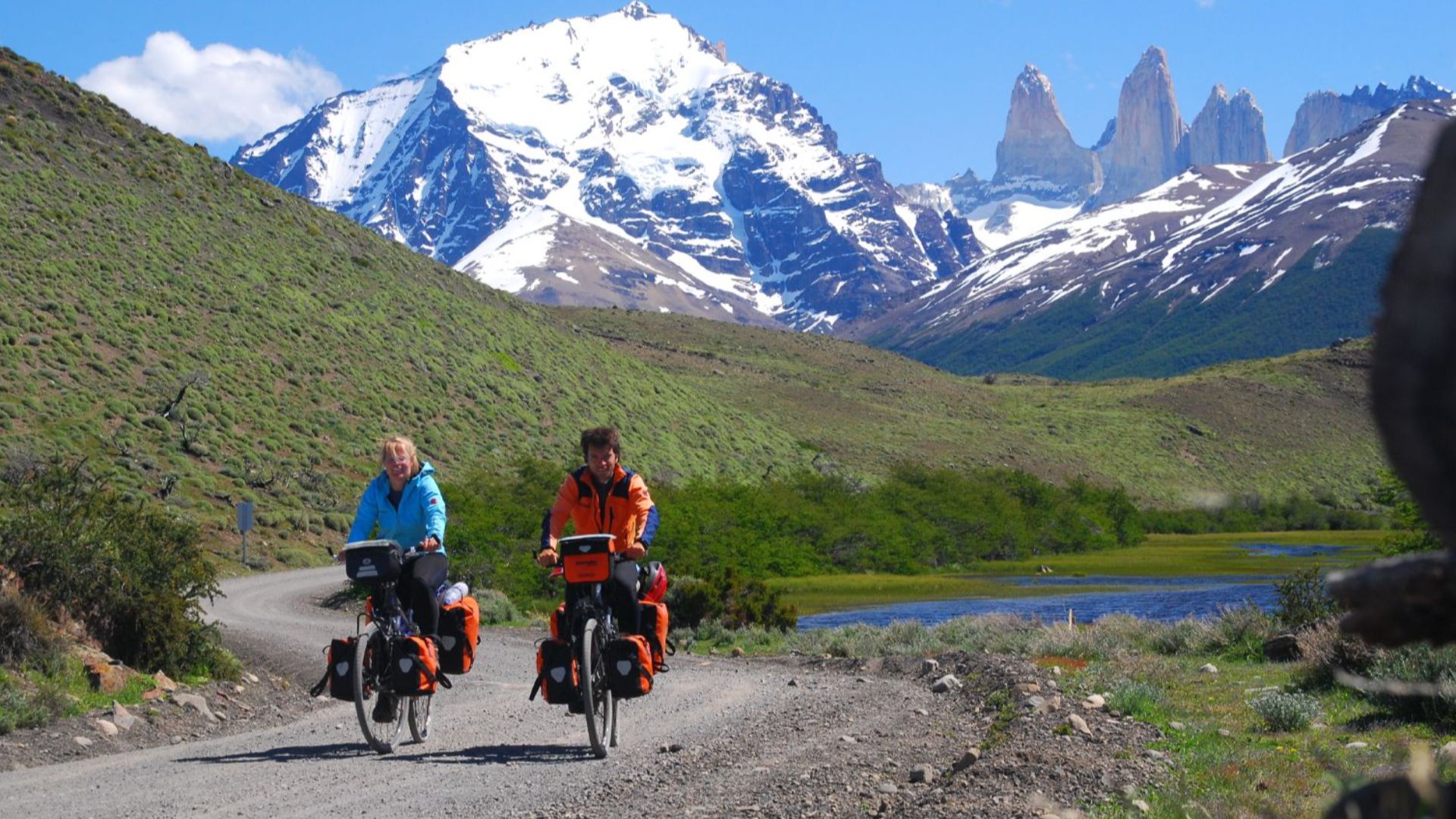 File:027 Cycling Torres del Paine.jpg