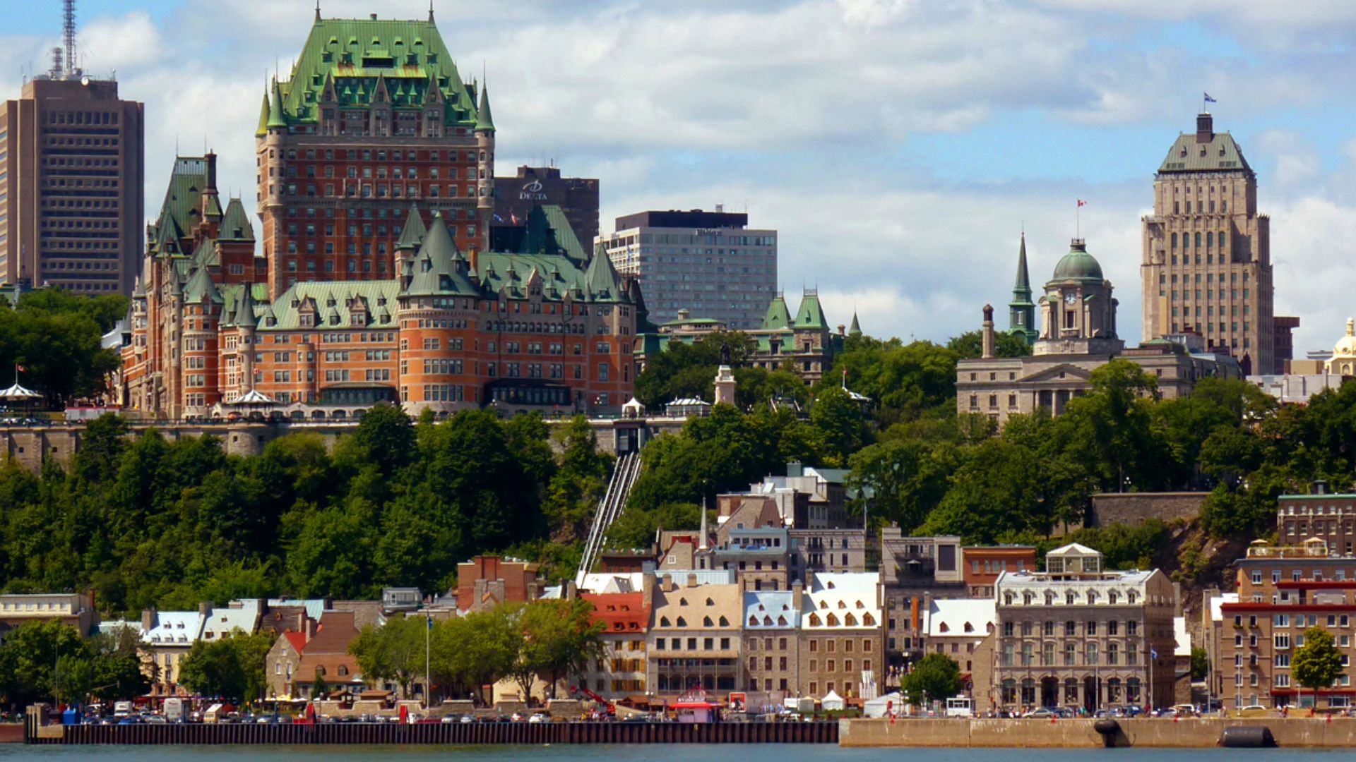 File:Quebec City.jpg