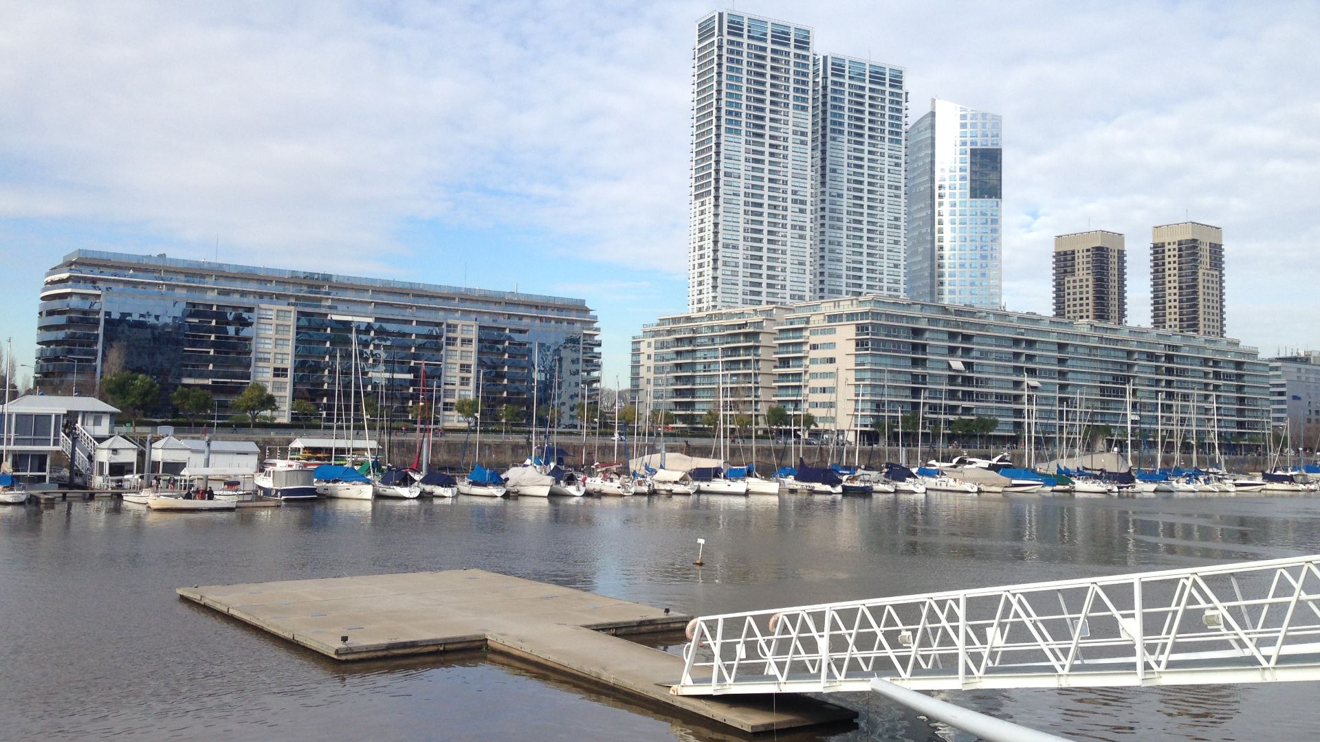 File:Puerto Madero, Buenos Aires.jpg