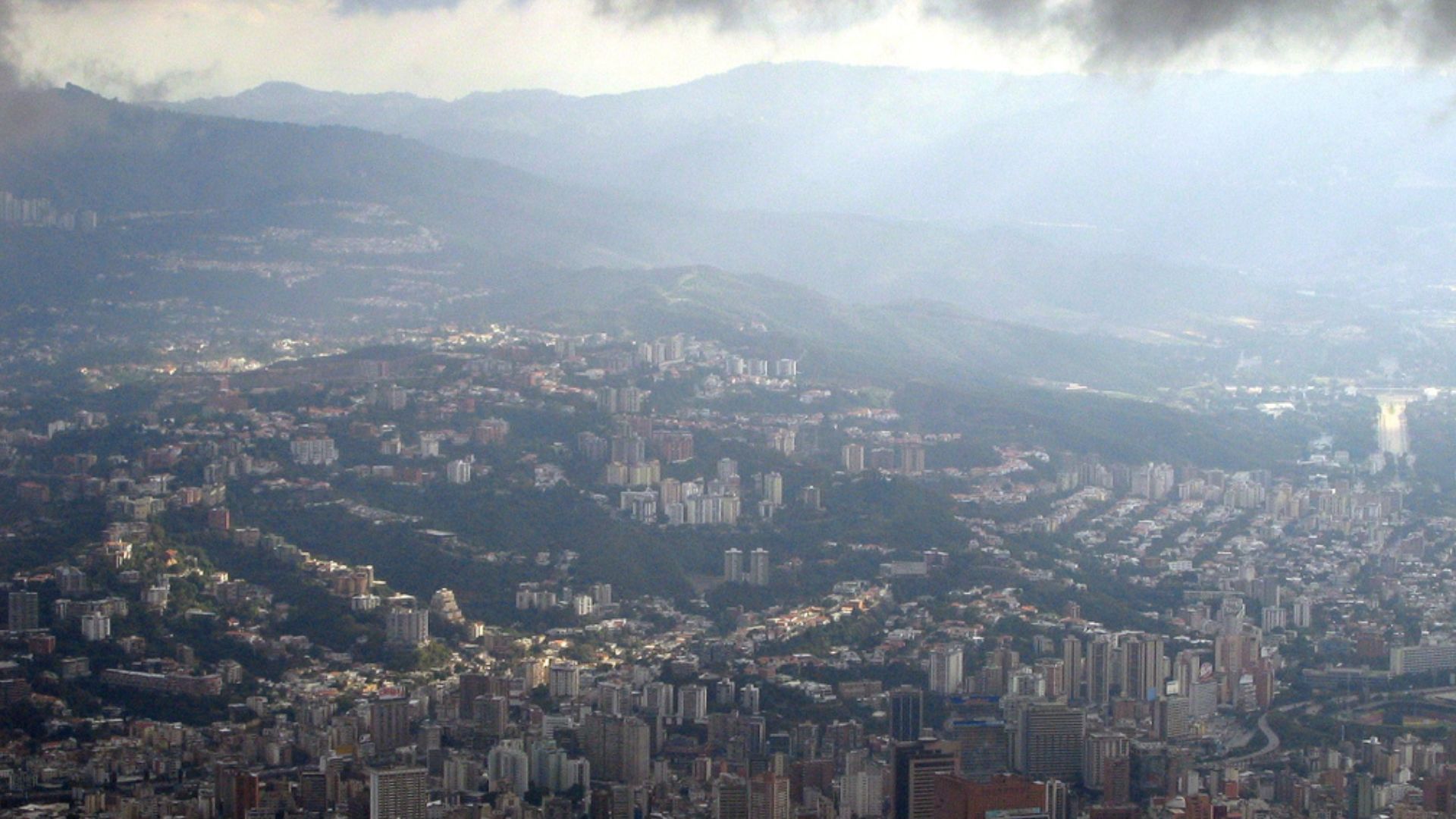 File:Caracas desde El Avila.jpg