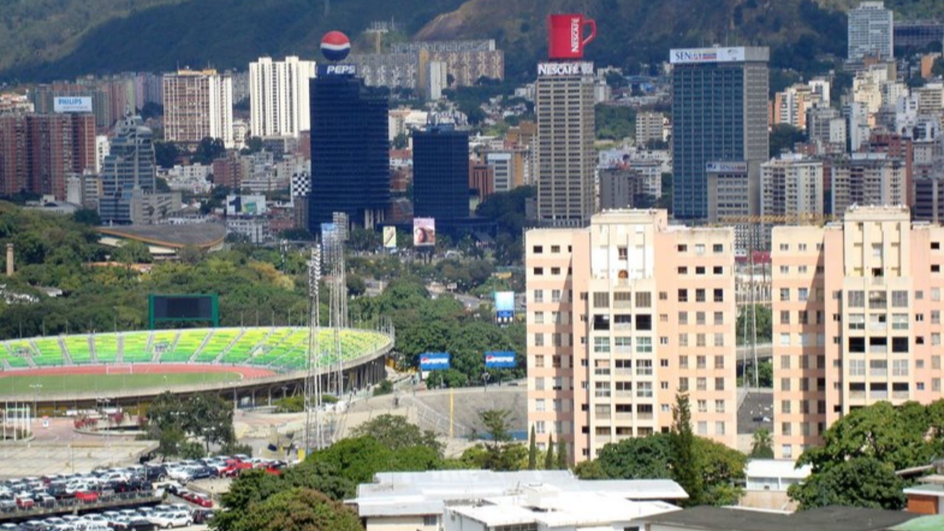 File:Edificios de Caracas la capital de Venezuela.jpg