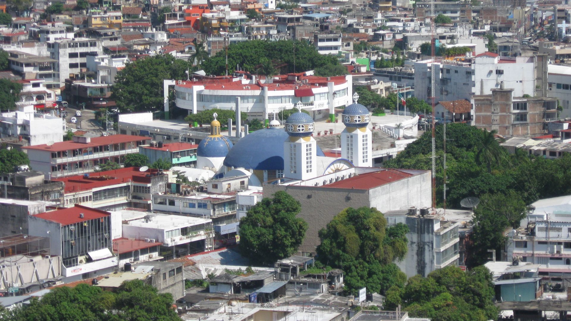 File:Downtown of Acapulco, Mexico.jpg