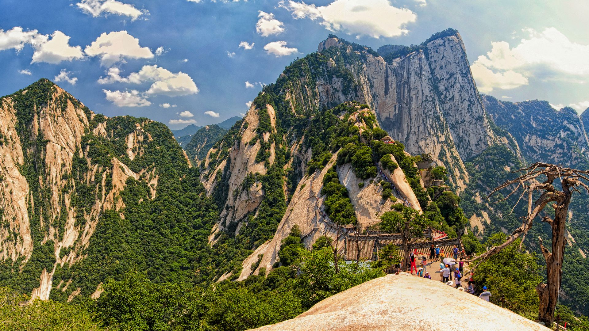File:1 mount hua shan china 2011.jpg