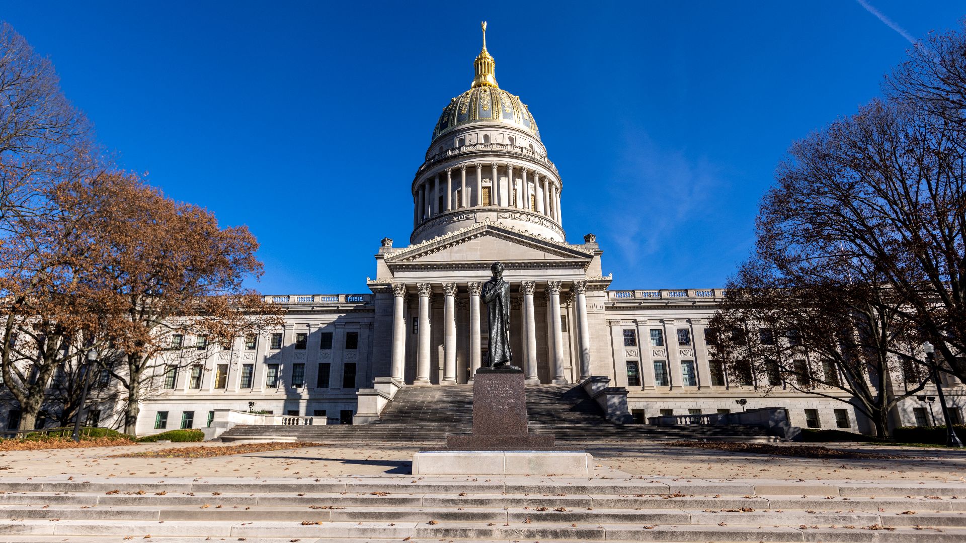 File:The West Virginia State Capitol building - Image03.jpg