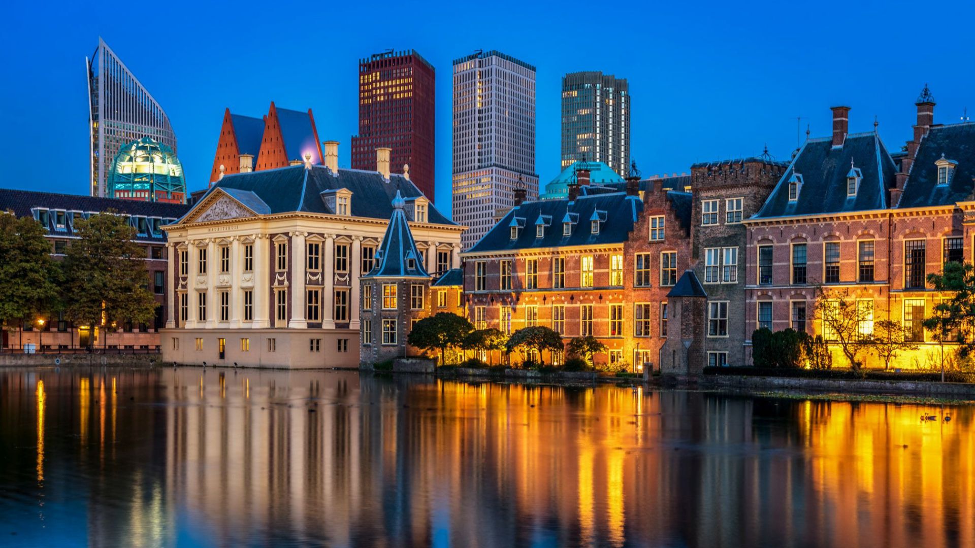 File:Den Haag - panoramio - Nikolai Karaneschev.jpg