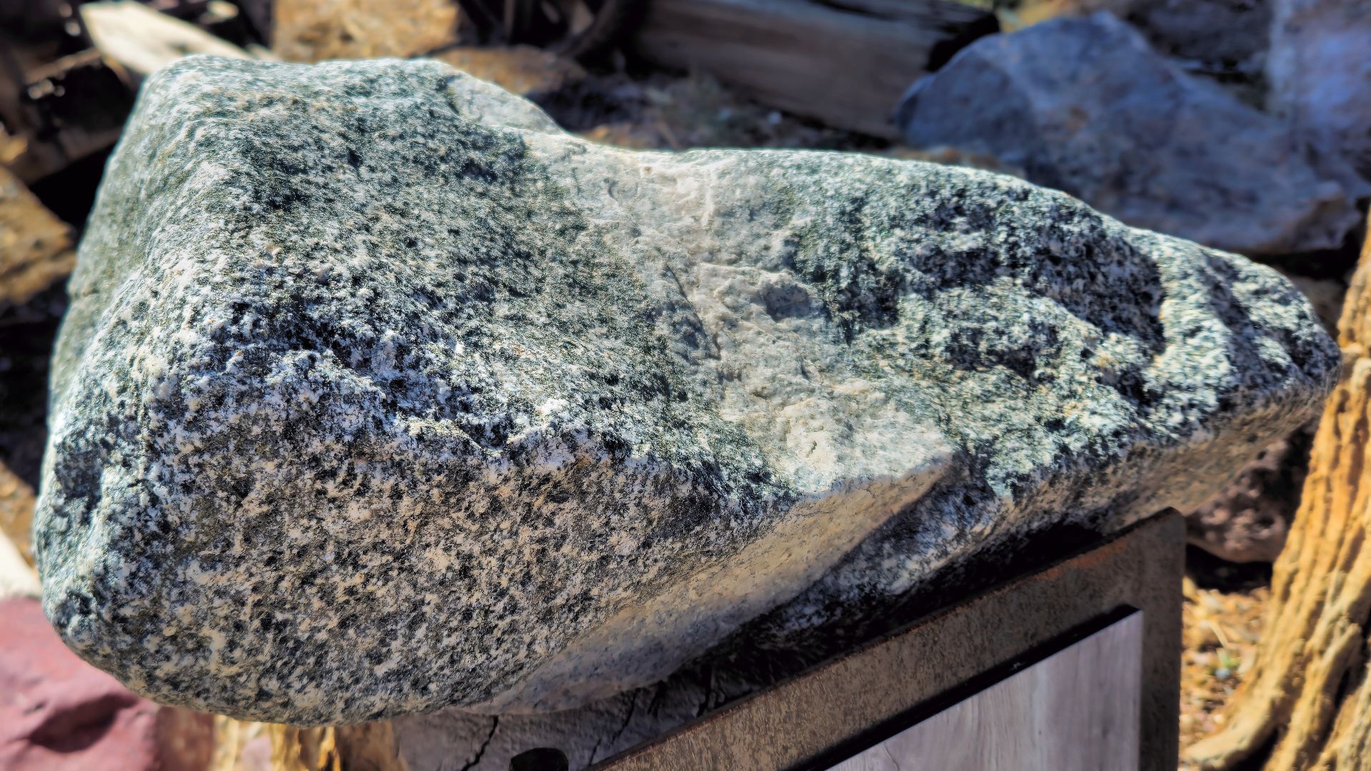 File:Crystal Spring Formation Gabbro.jpg