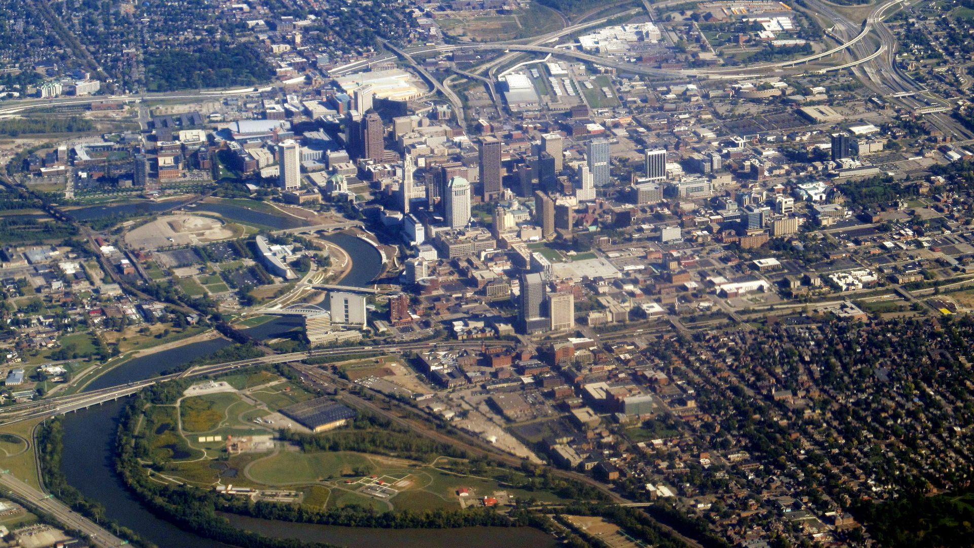 File:Aerial view of Columbus, Ohio, September 2015.JPG