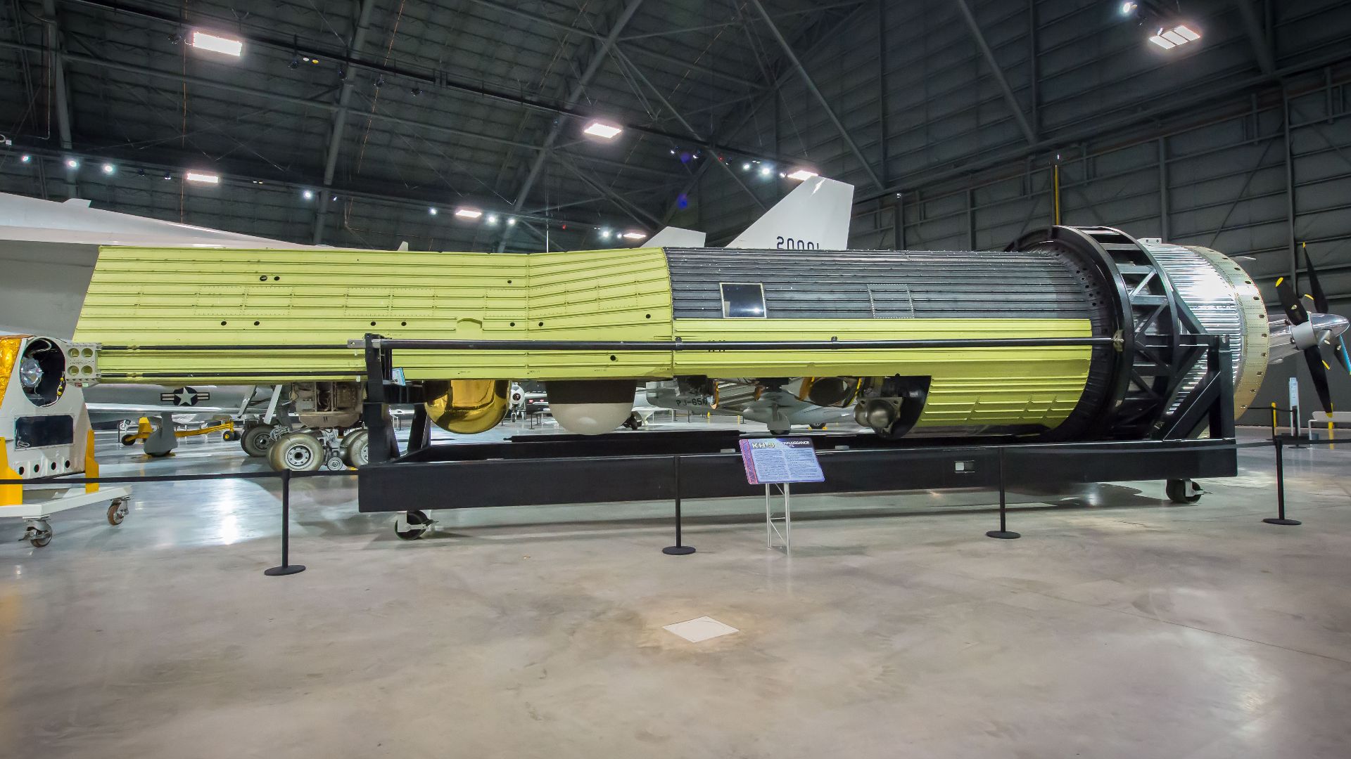 File:HEXAGON KH-9 Reconnaissance Satellite (160822-F-IO108-026).jpg