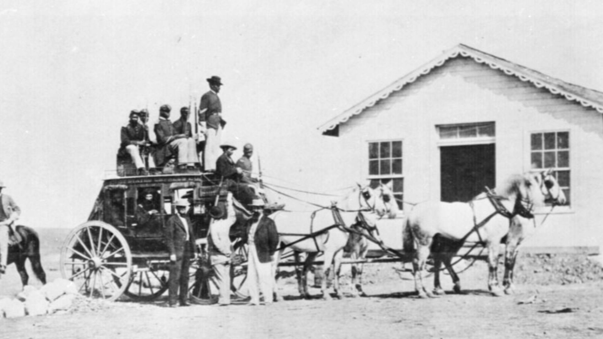 File:Concord stagecoach 1869.png
