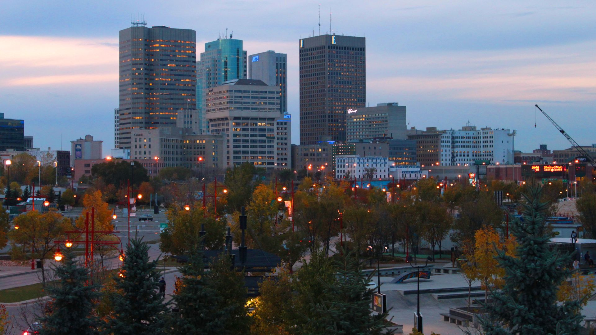 File:Downtown Winnipeg, Manitoba (471504) (9447546766).jpg