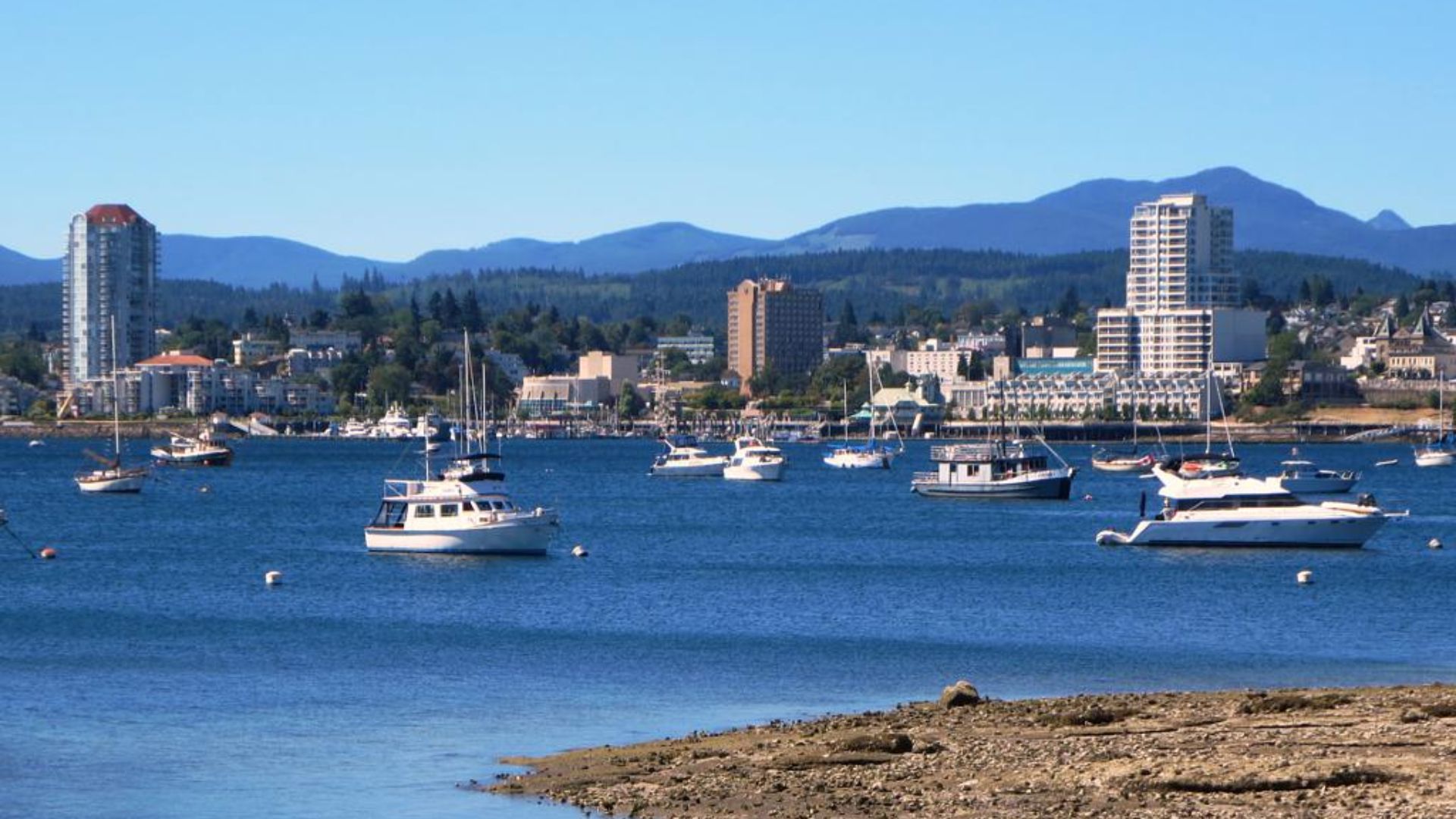 File:Nanaimo, British Columbia (19373715156).jpg