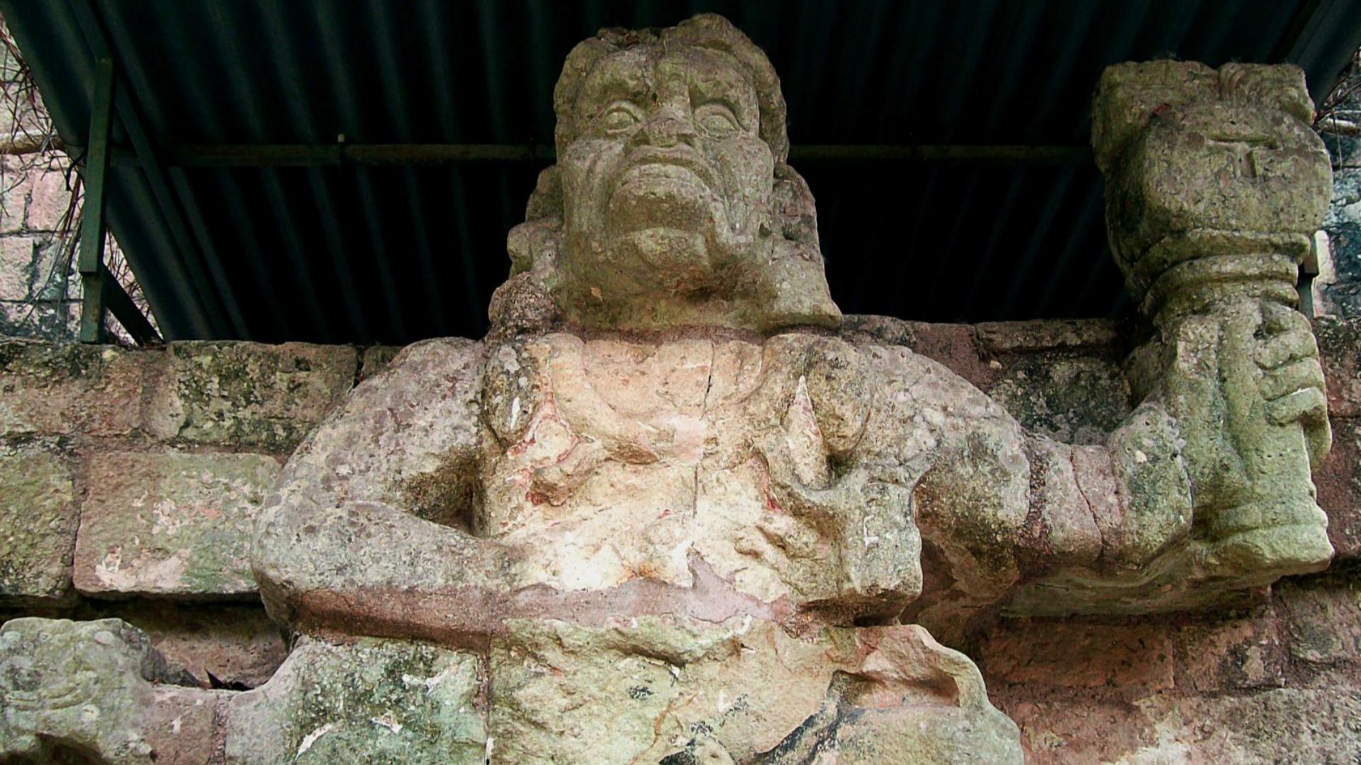 File:Copan sculpture.jpg