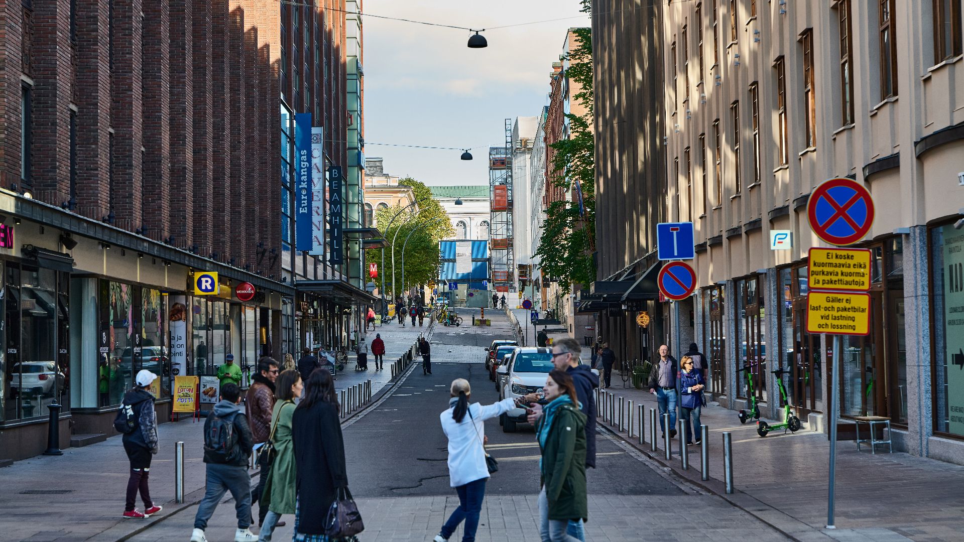 File:Yliopistonkatu Helsinki 2022-09-18 01.jpg