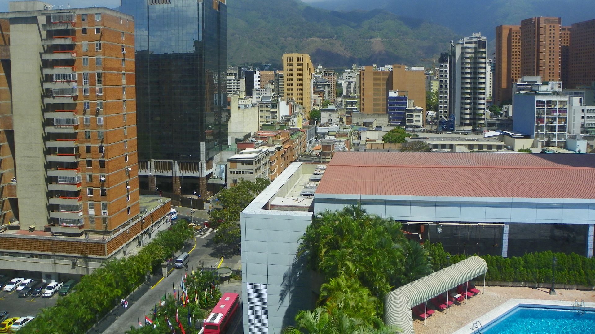 File:Centro De Caracas, Venezuela - panoramio.jpg