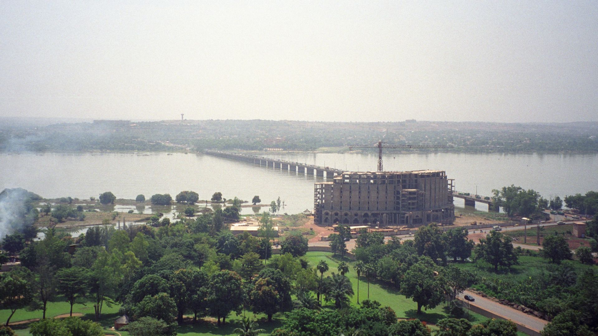 File:Bamako bridge1.jpg