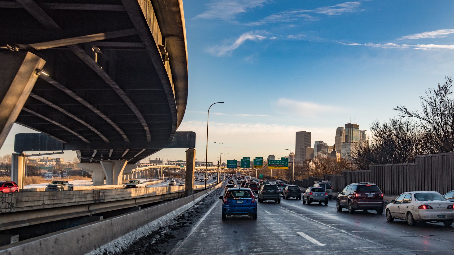 File:I-394 Morning Rush Hour Traffic to Downtown Minneapolis (26781536148).jpg