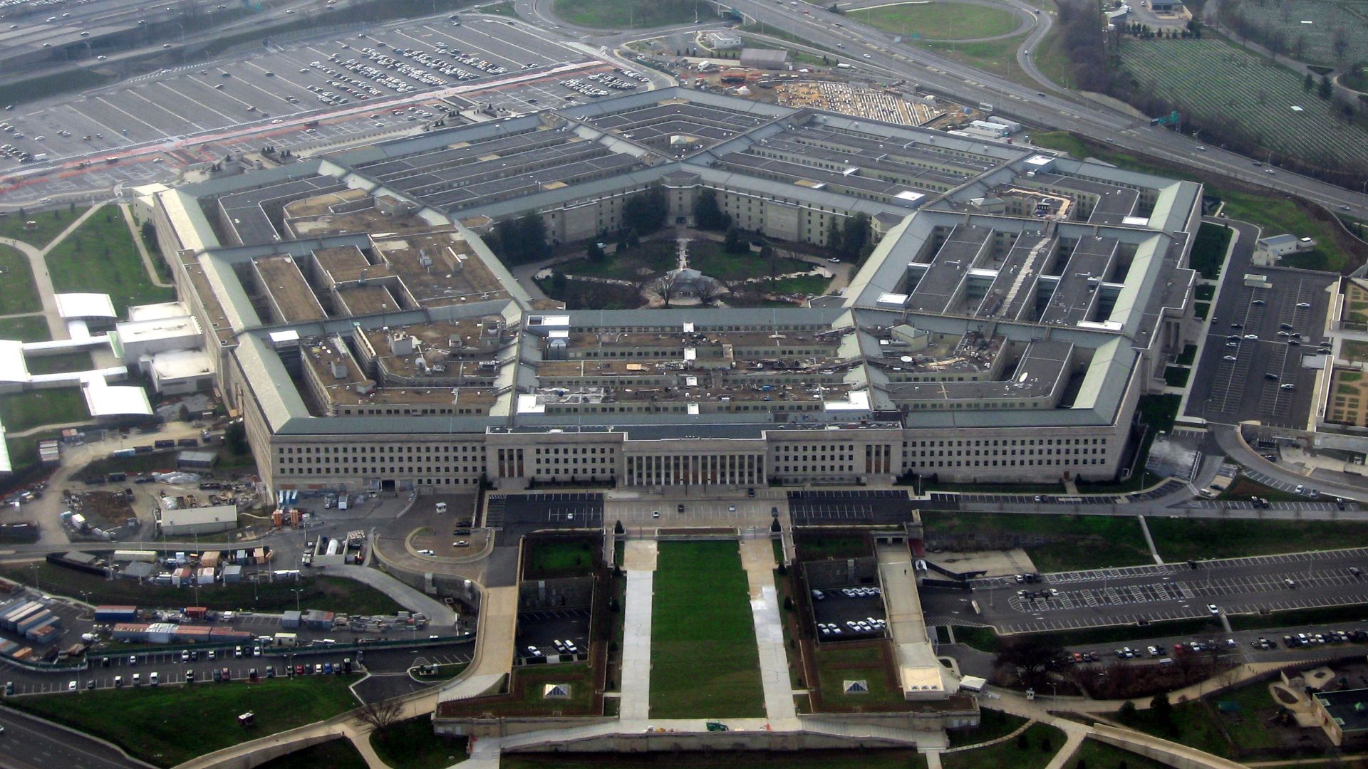 File:The Pentagon January 2008.jpg