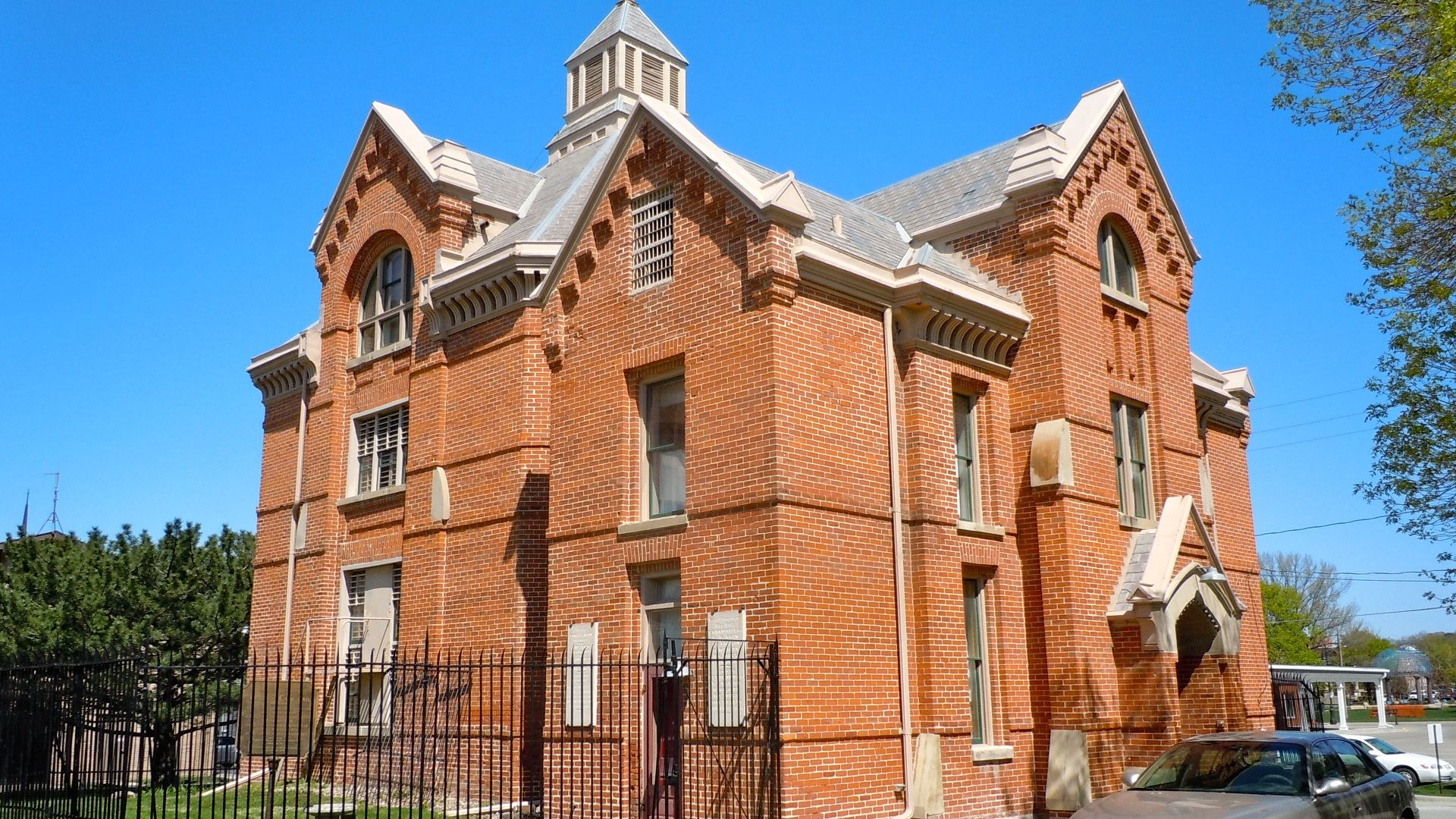 File:Council Bluffs Old Jail.JPG