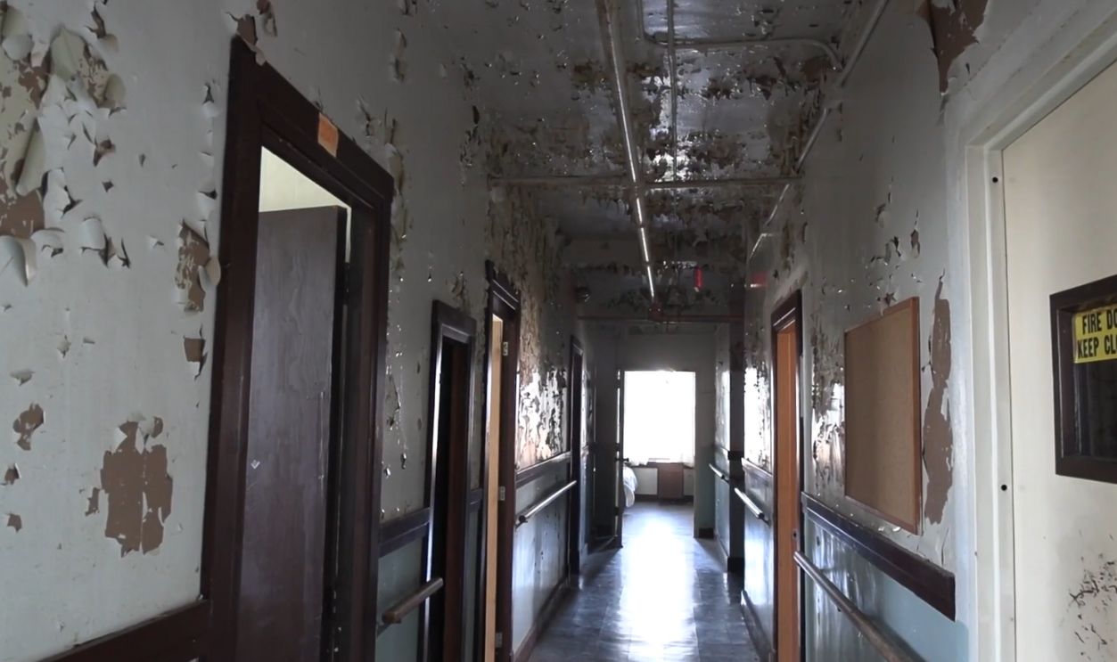 Edinburgh Manor, Scotch Grove, Iowa (Cont.)