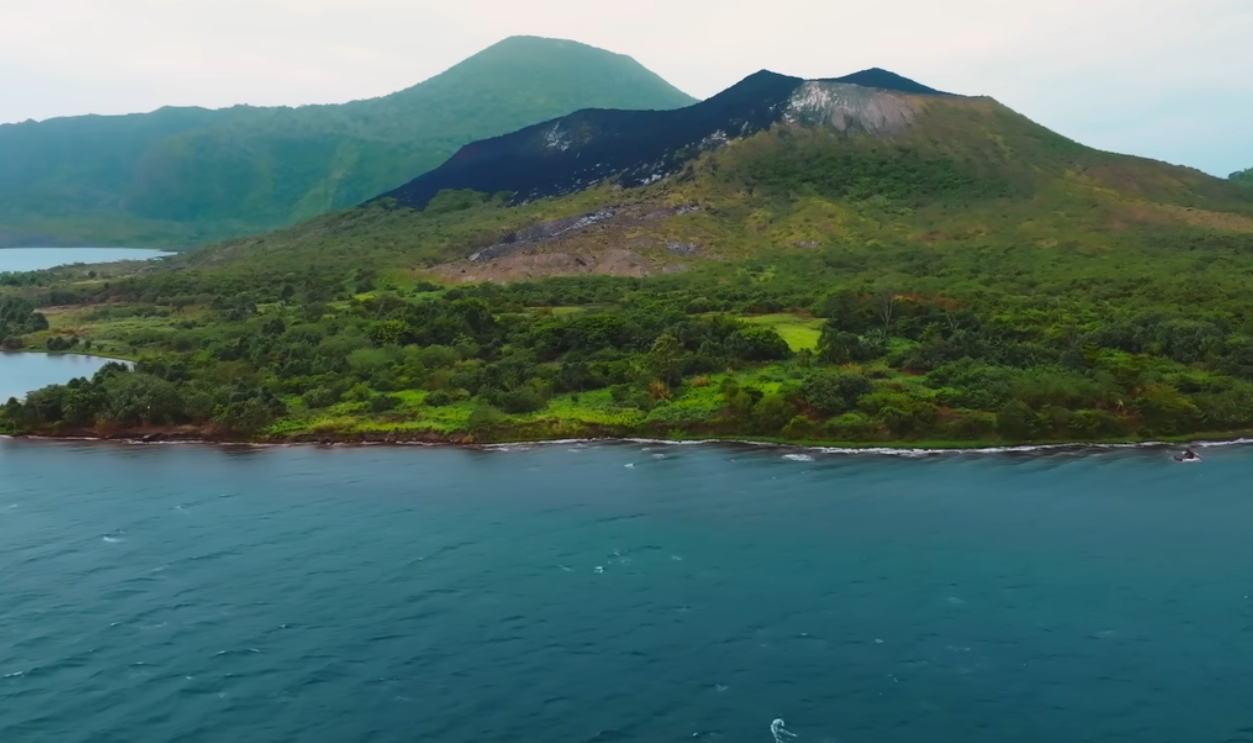 Screenshot from Best Ever Food Review Show (2016–)