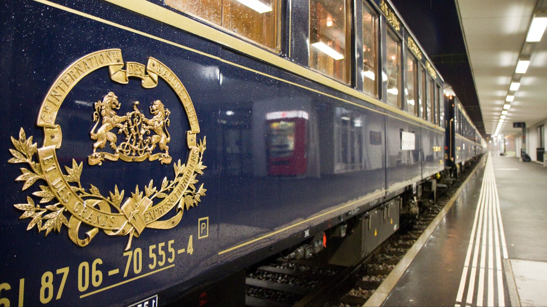 File:Orient Express Buchs.jpg