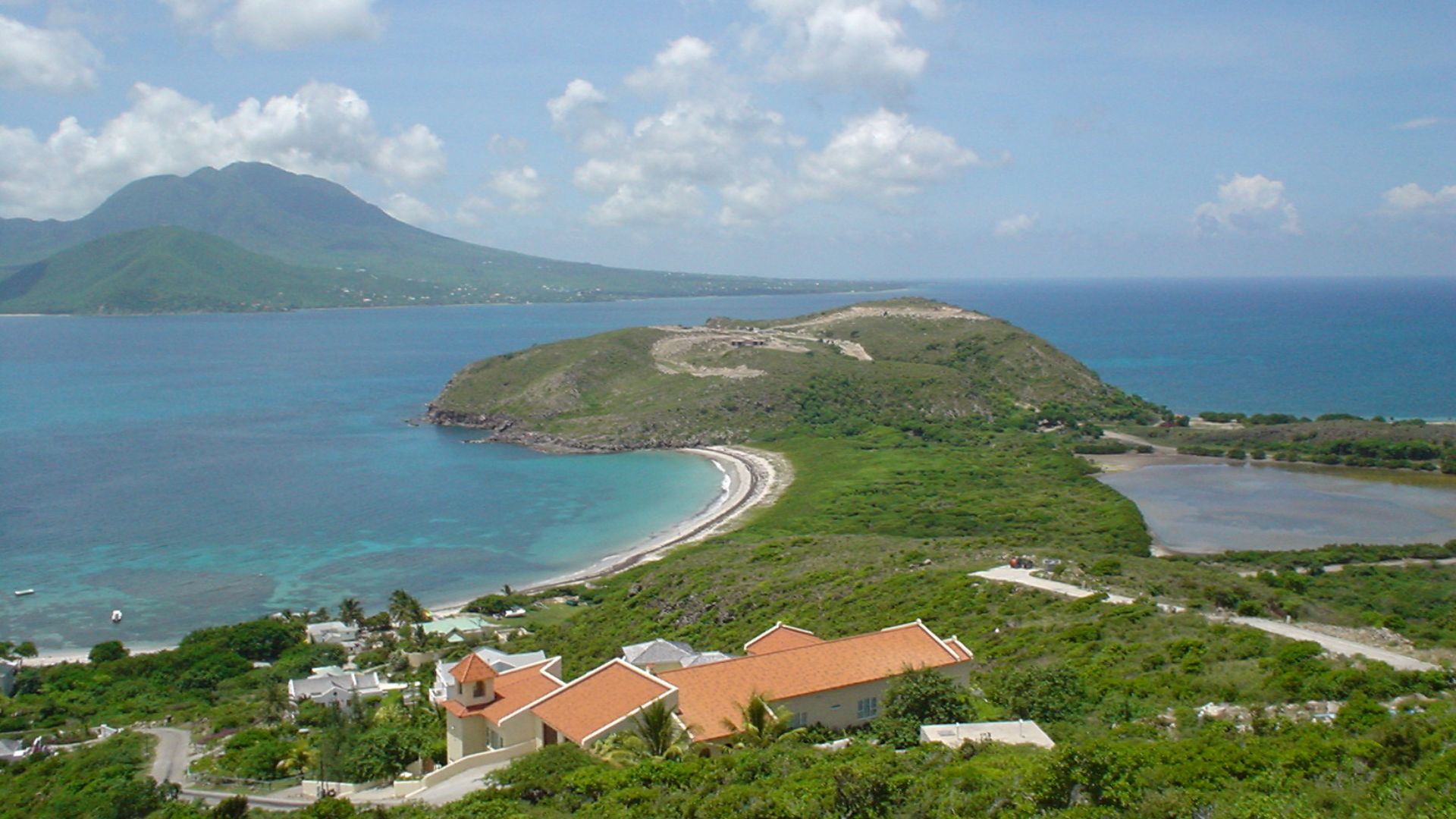 File:Stkitts-view-lookingatsea.jpg