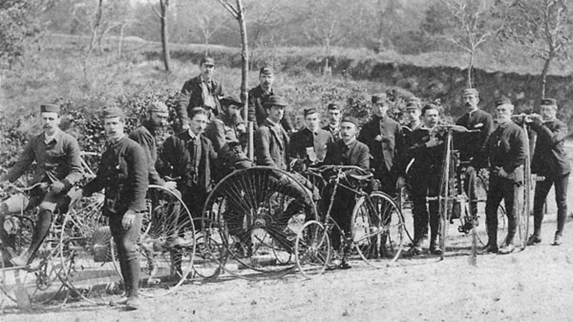 File:Pickwick Bicycle Club 1886.jpg