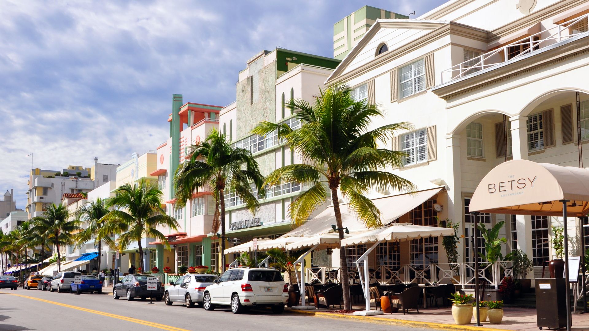 File:Ocean drive day 2009j.JPG