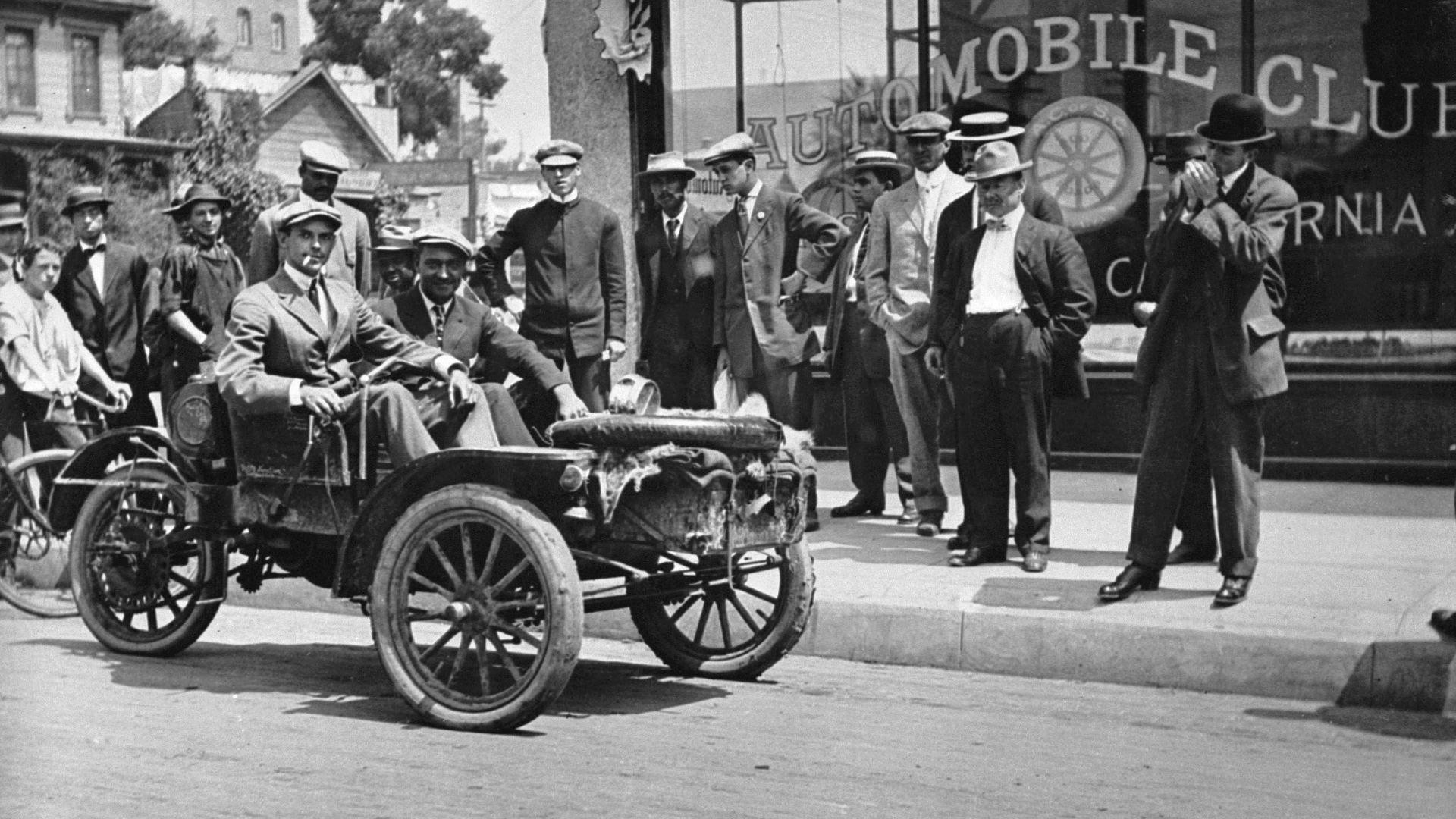 File:Club headquarters at Eighth and Olive Streets, 1912 (AAA-NG-8321).jpg