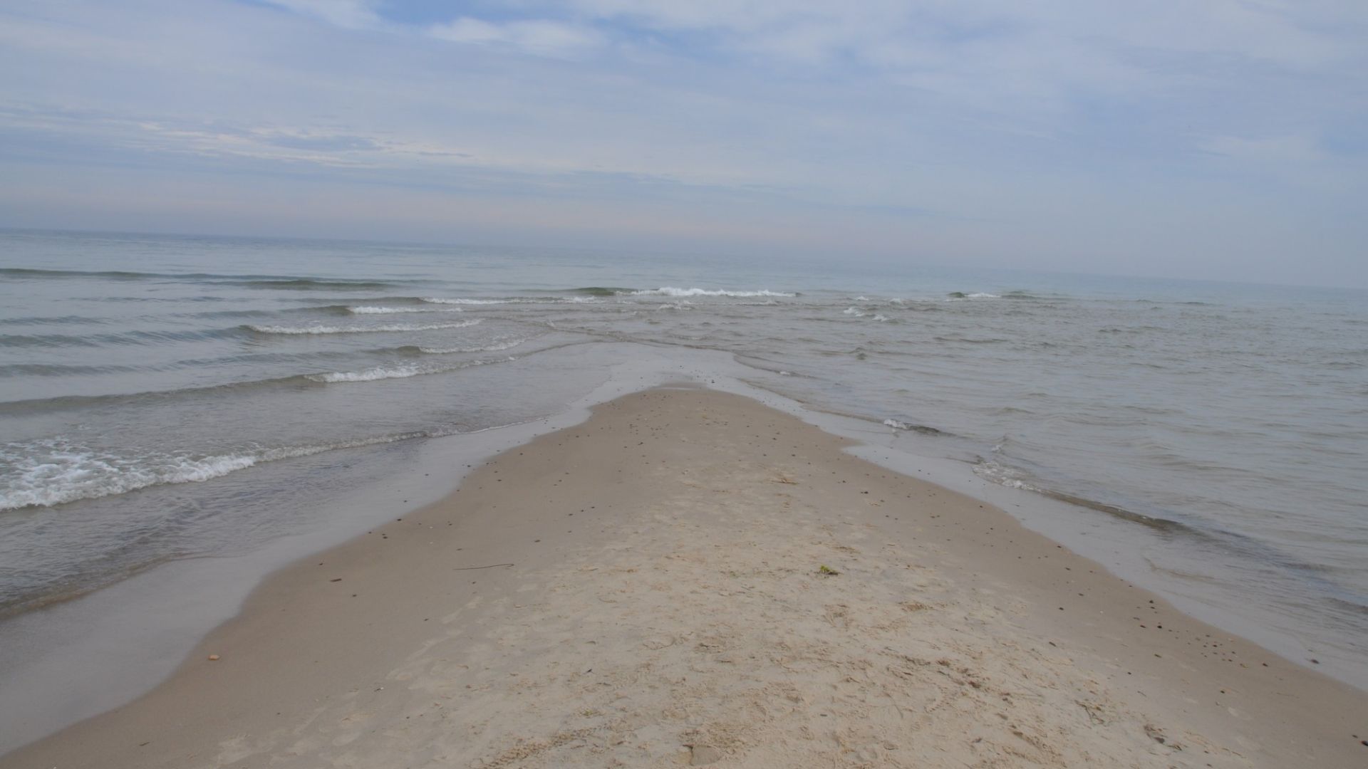 File:Grenen - Northernmost tip of Denmark, left is the north sea and right the baltic sea.jpg