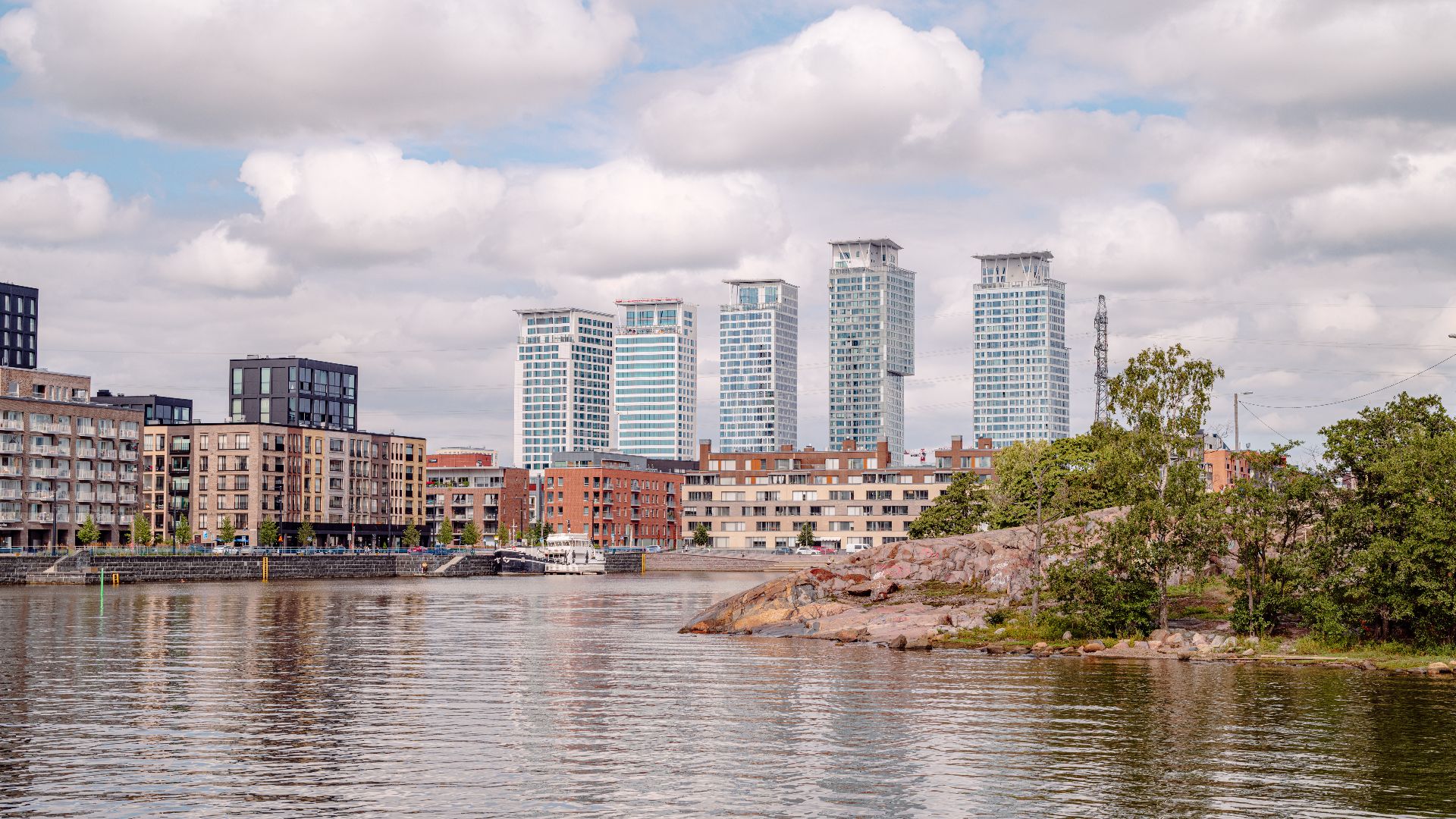 File:Kalasatama in Helsinki, Finland, 2024 August.jpg