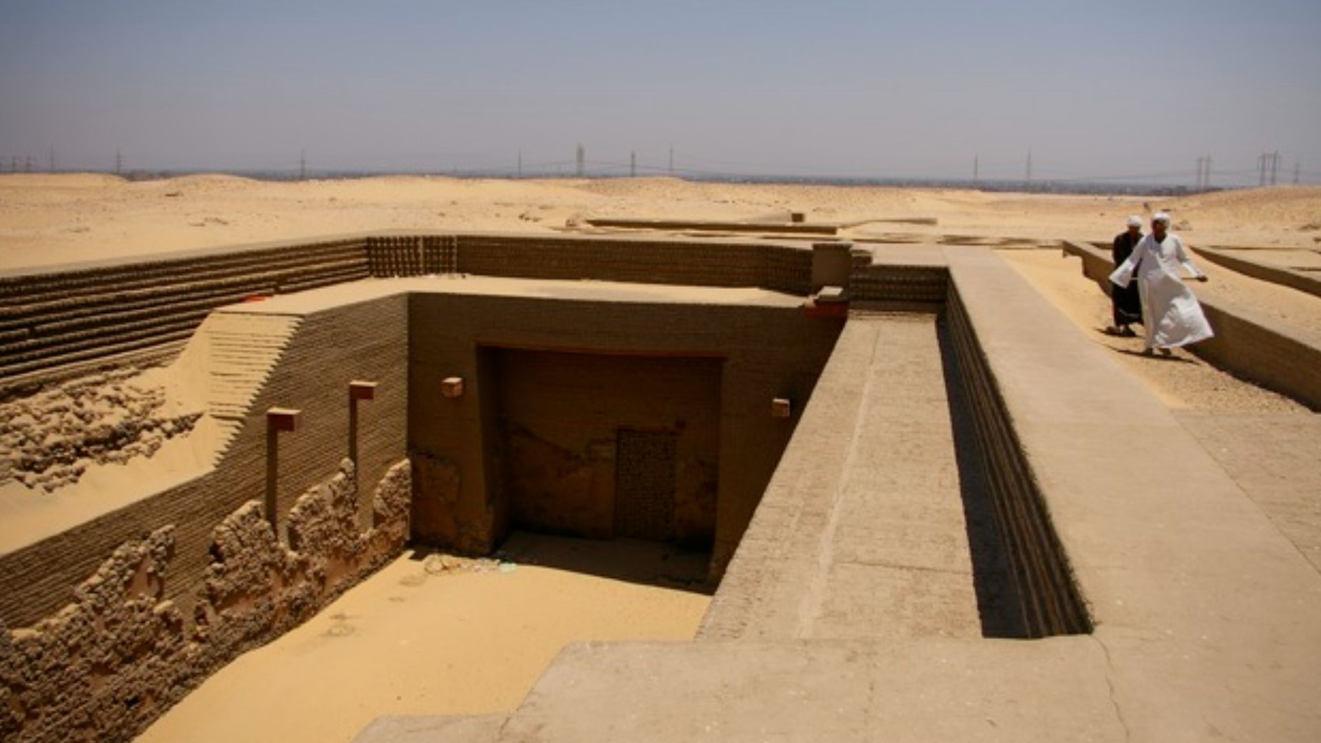 File:Tomb of Den 1.jpg