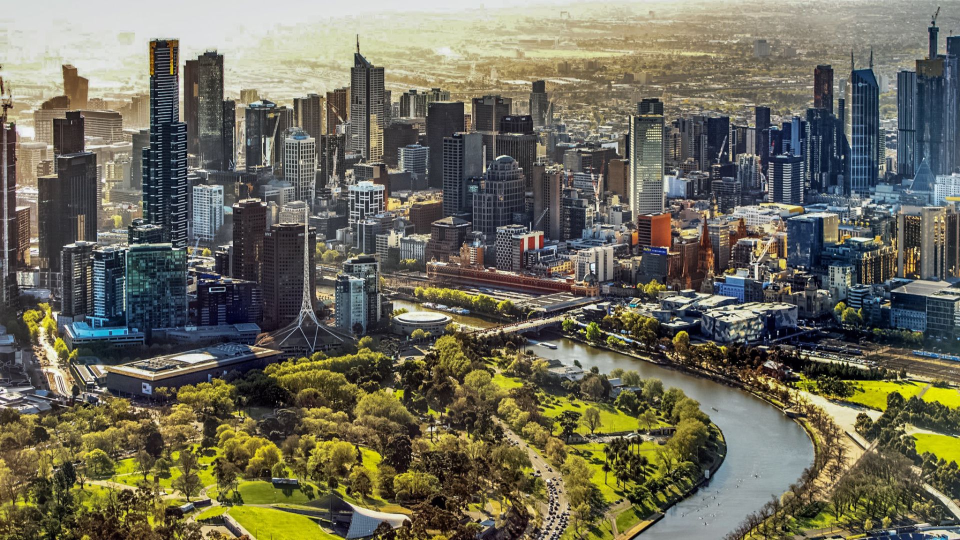 File:Melburnian Skyline b.jpg