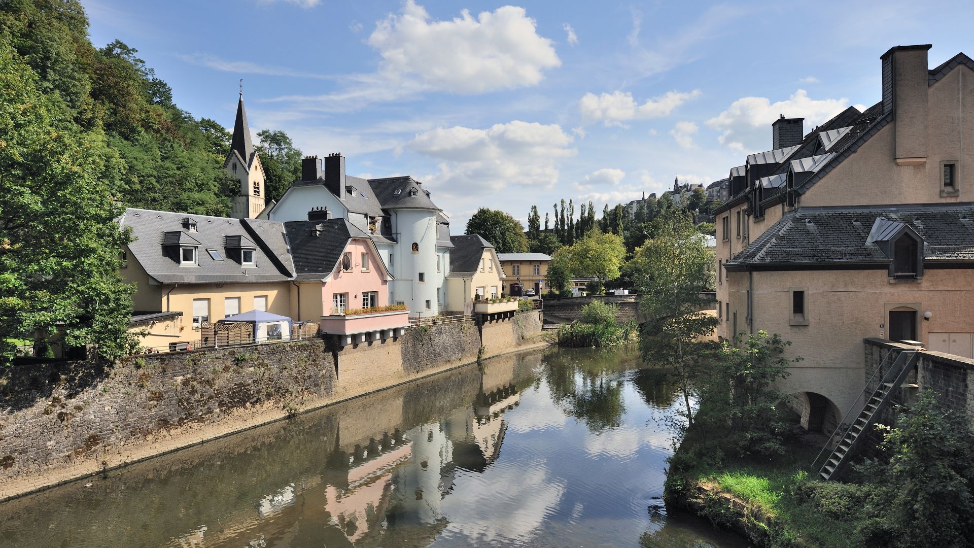 File:Luxembourg Pfaffenthal Alzette Béinchen 01.jpg