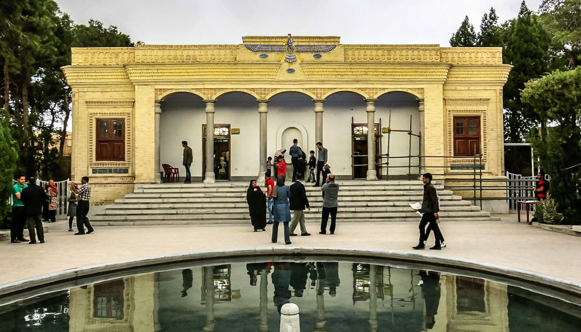 File:Zoroastrian Fire Temple آتشکده زرتشتیان - panoramio.jpg