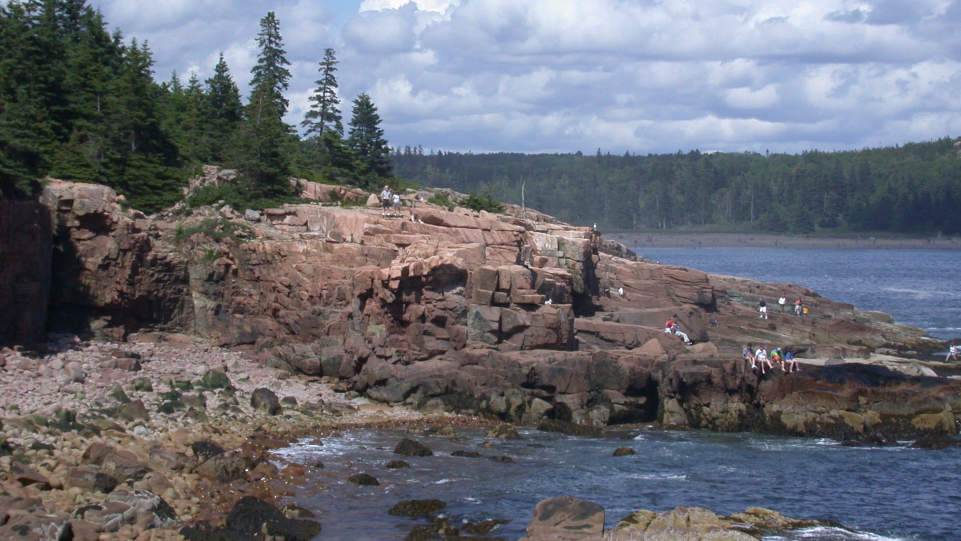 File:Maine coast.JPG