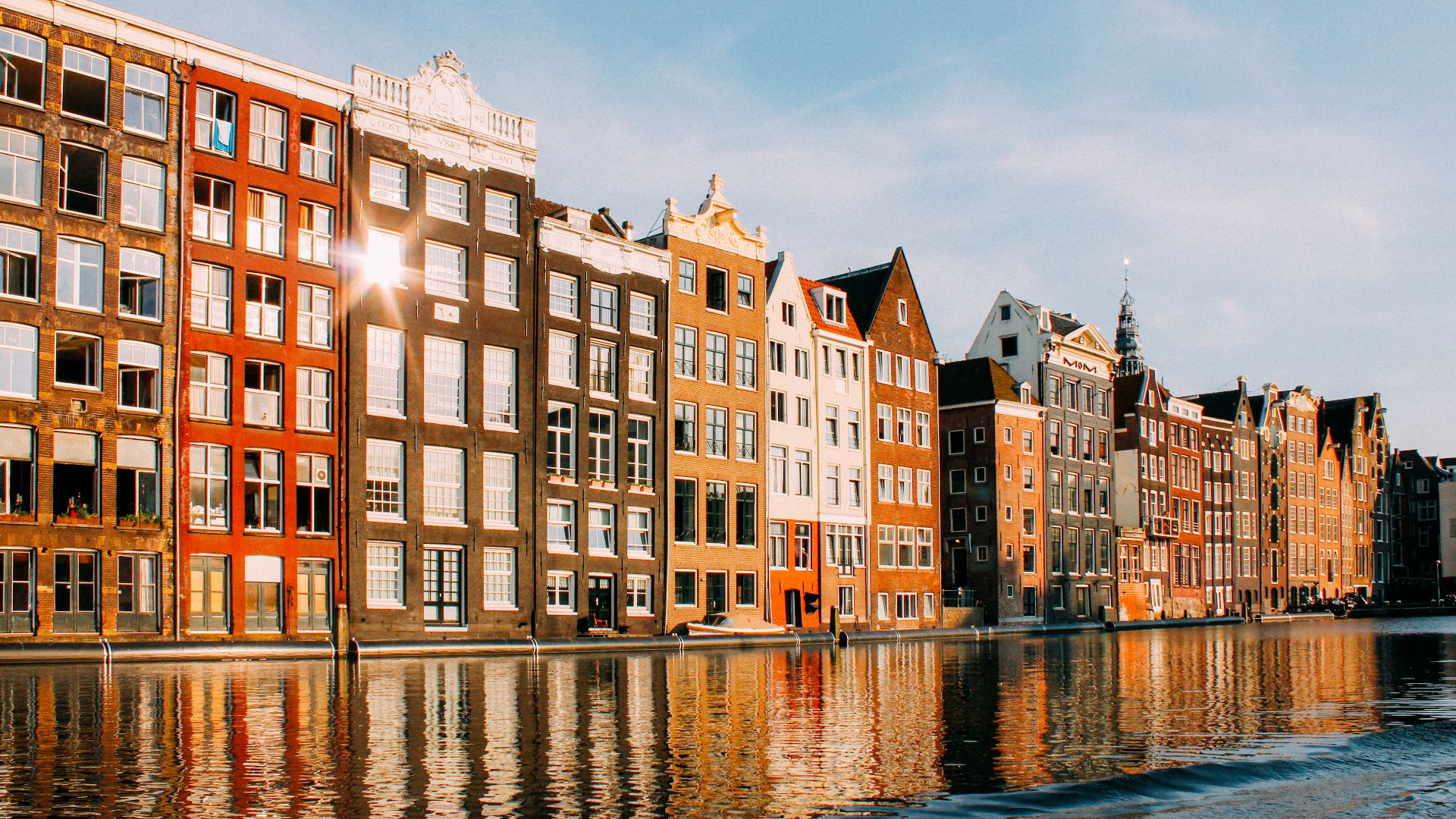 File:Amsterdam, Netherlands (Unsplash 2Hs8zbwOLDA).jpg