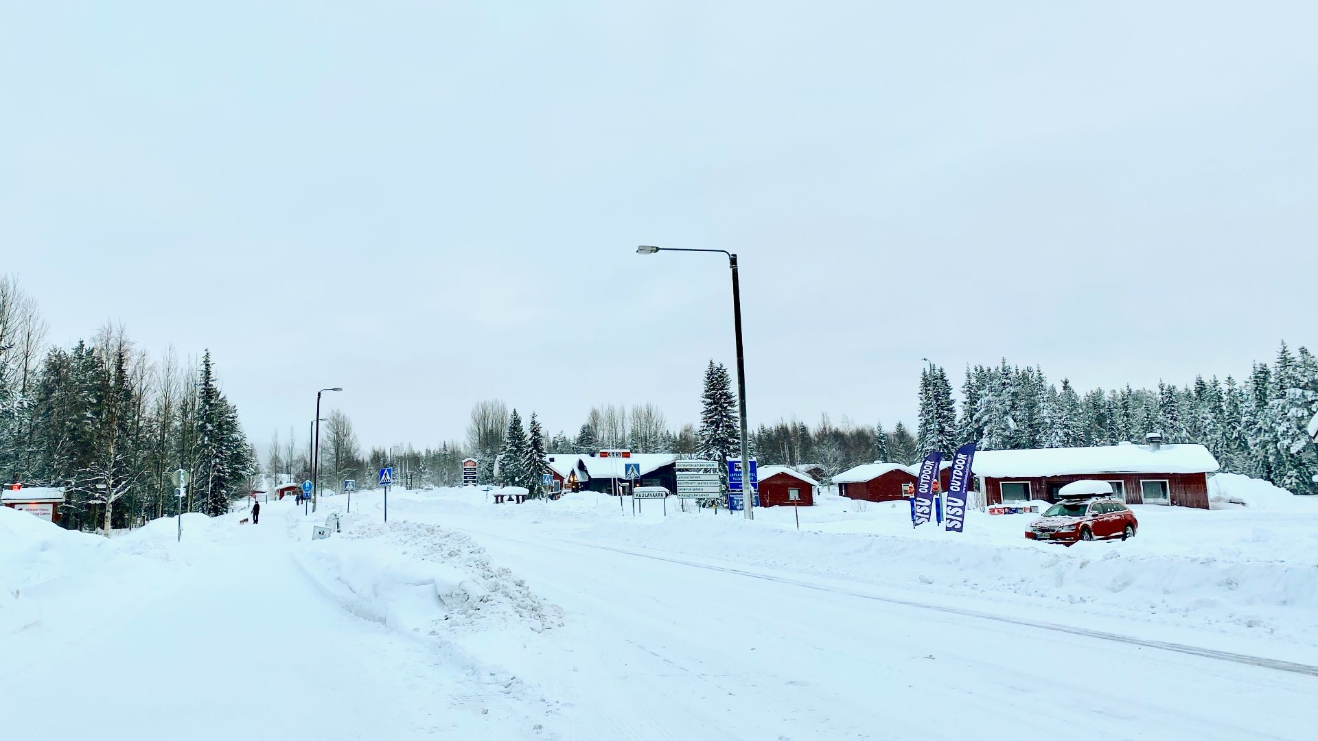 File:Winter in Äkäslompolo, Lapland (direction east).png