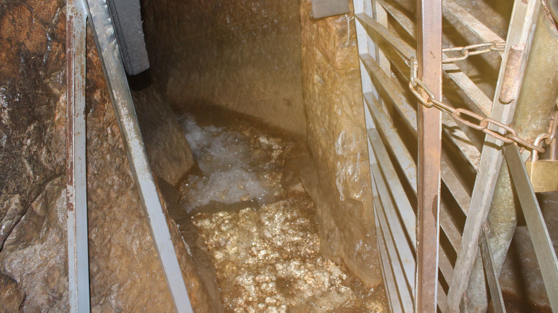 File:Gihon Spring IMG 5895.JPG