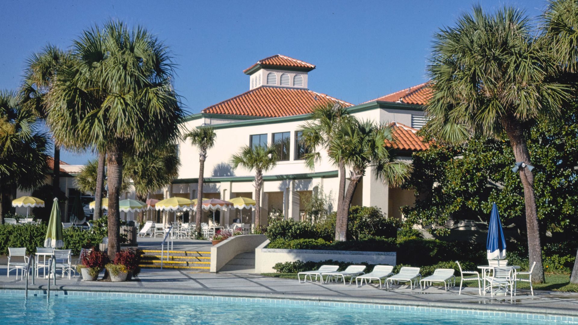 File:The Cloister Hotel, Sea Island, Georgia LCCN2017711265.jpg