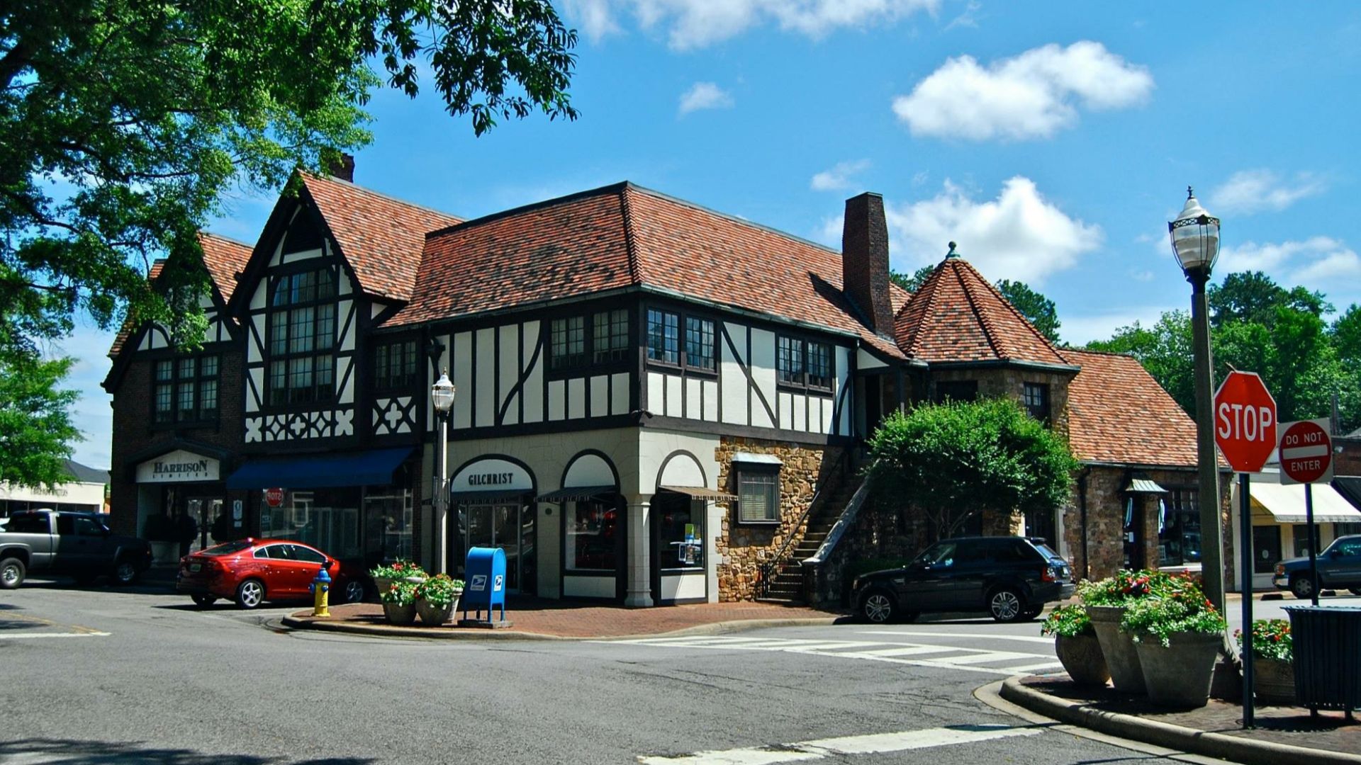 File:Mtn Brook Estates Bldg.jpg