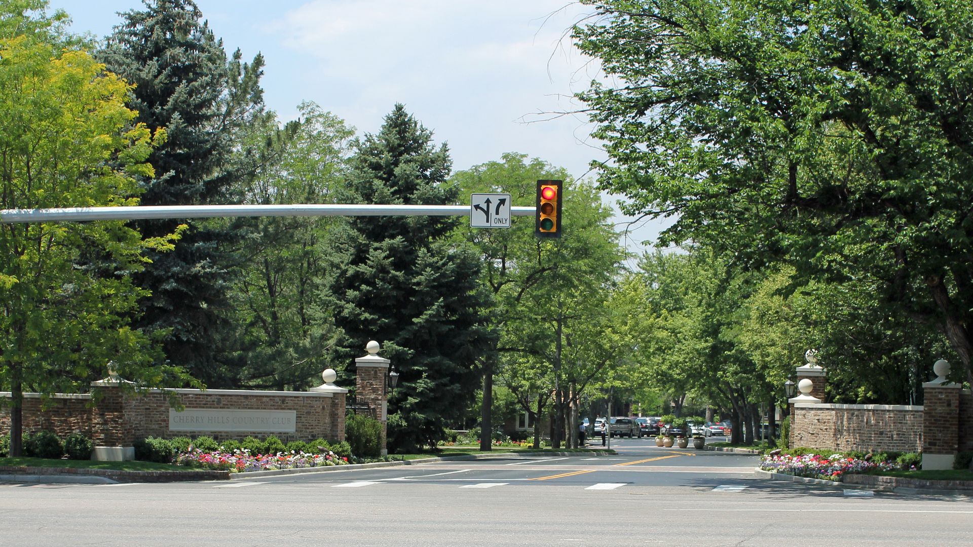 File:Cherry Hills Country Club.JPG