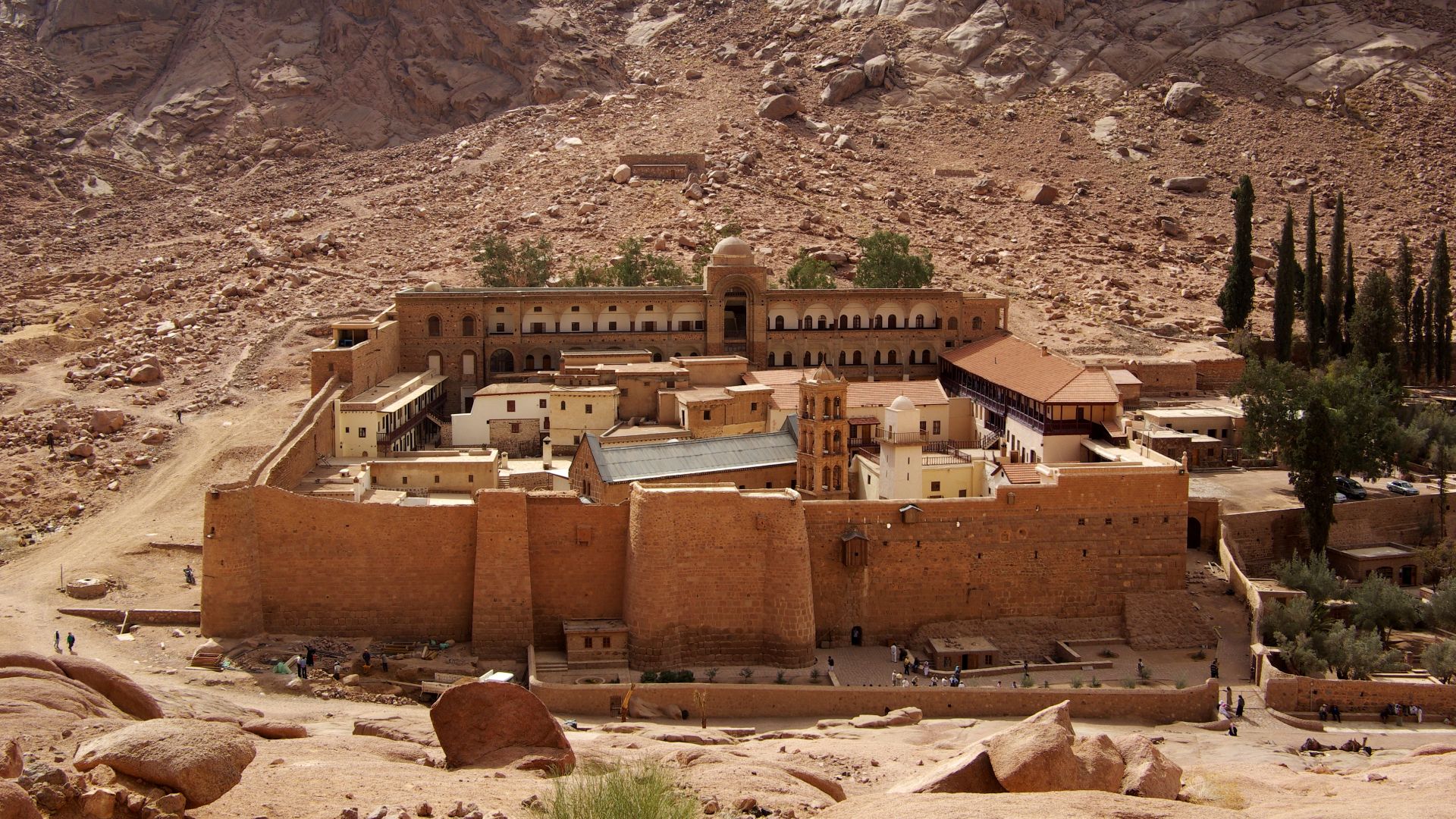 File:Katharinenkloster Sinai BW 2.jpg