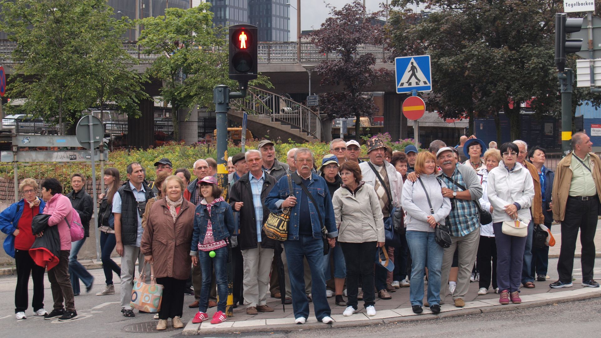 File:Group of tourists in Stockholm.jpg