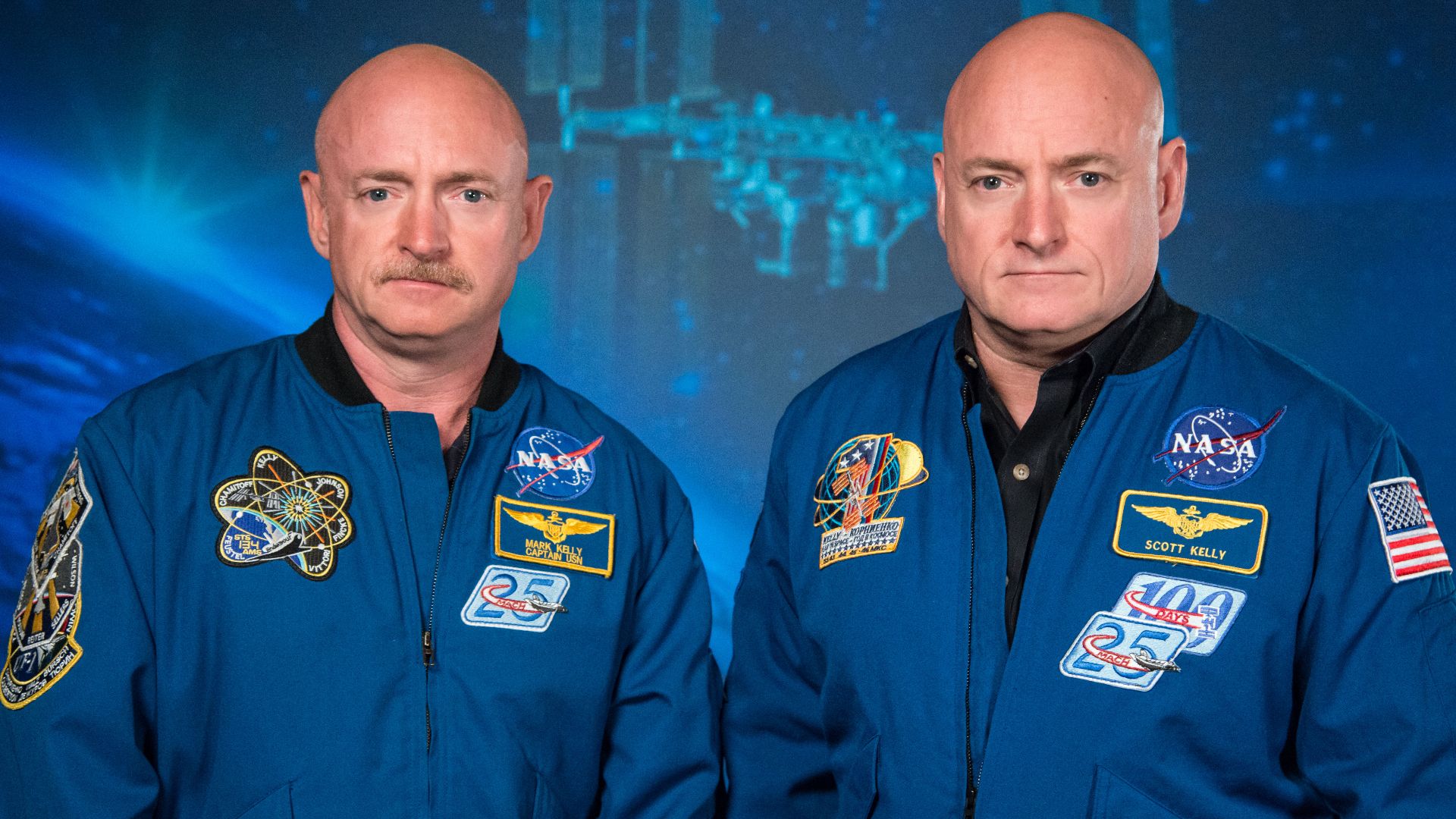 File:Mark and Scott Kelly at the Johnson Space Center, Houston Texas.jpg