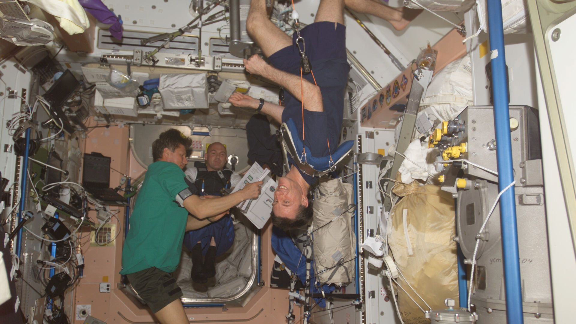 File:Foale ZeroG.jpg