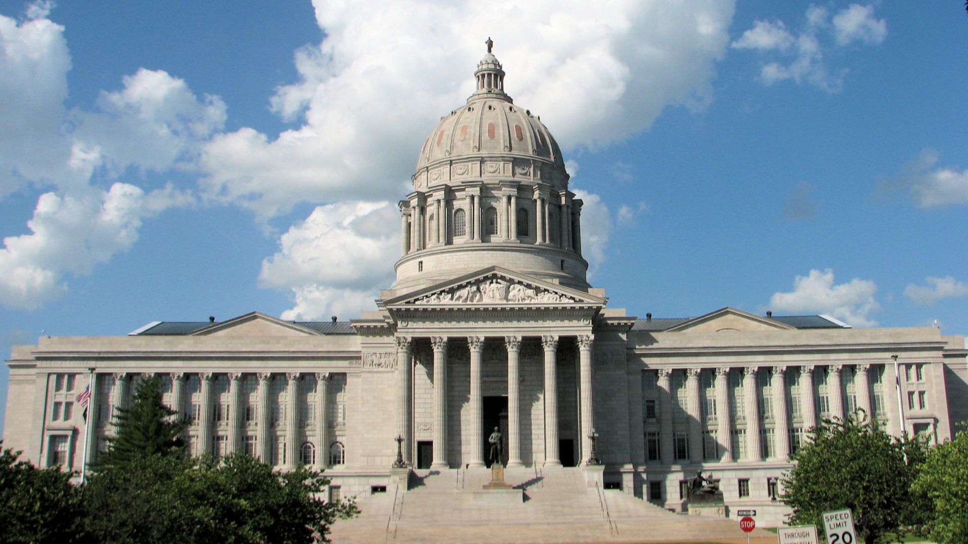 File:MissouriCapitol.jpg