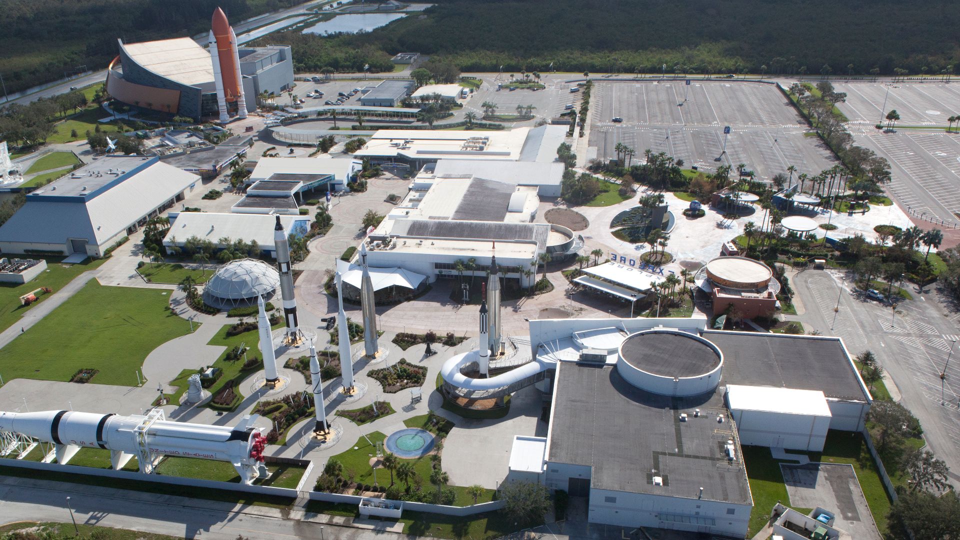 File:Kennedy Space Center Visitor Complex (KSC-20170912-PH SWW01 0357).jpg