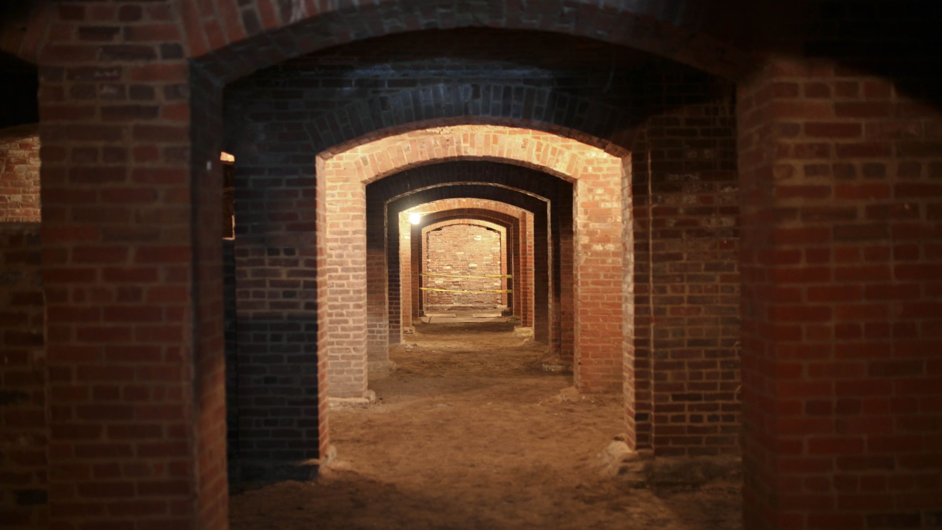File:Indianapolis Catacombs.jpg